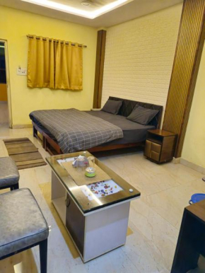 Hotel glassy 11